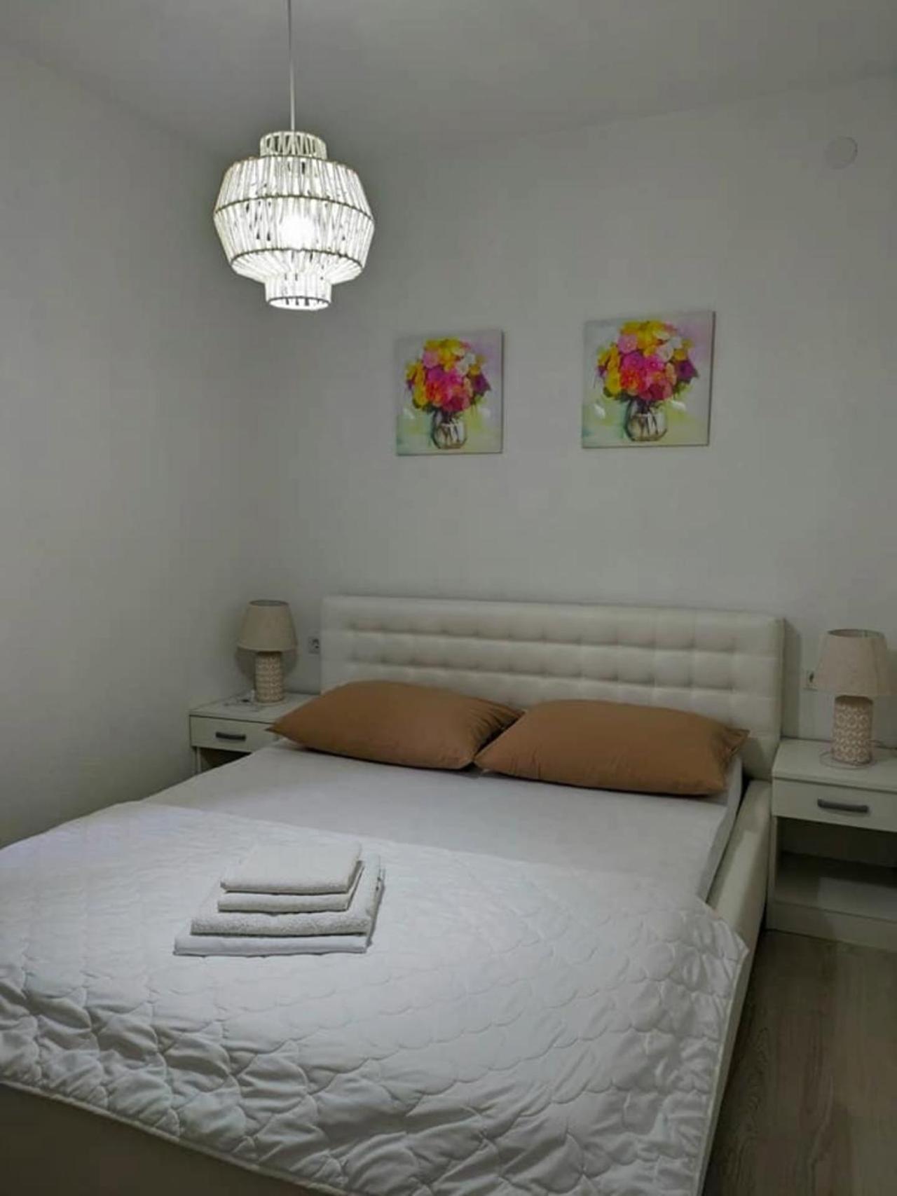 Vacation Home Keskic Velika Gata Εξωτερικό φωτογραφία
