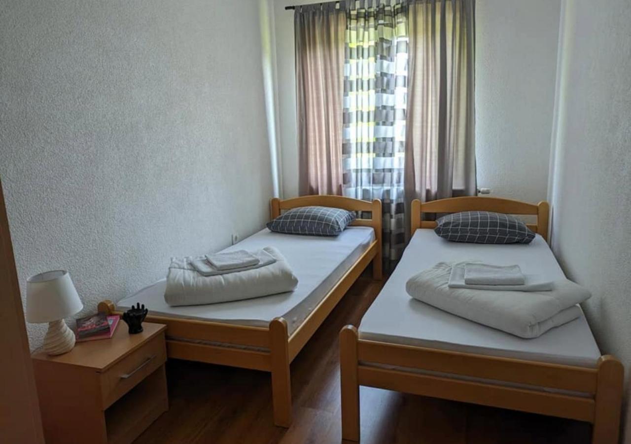 Vacation Home Keskic Velika Gata Εξωτερικό φωτογραφία