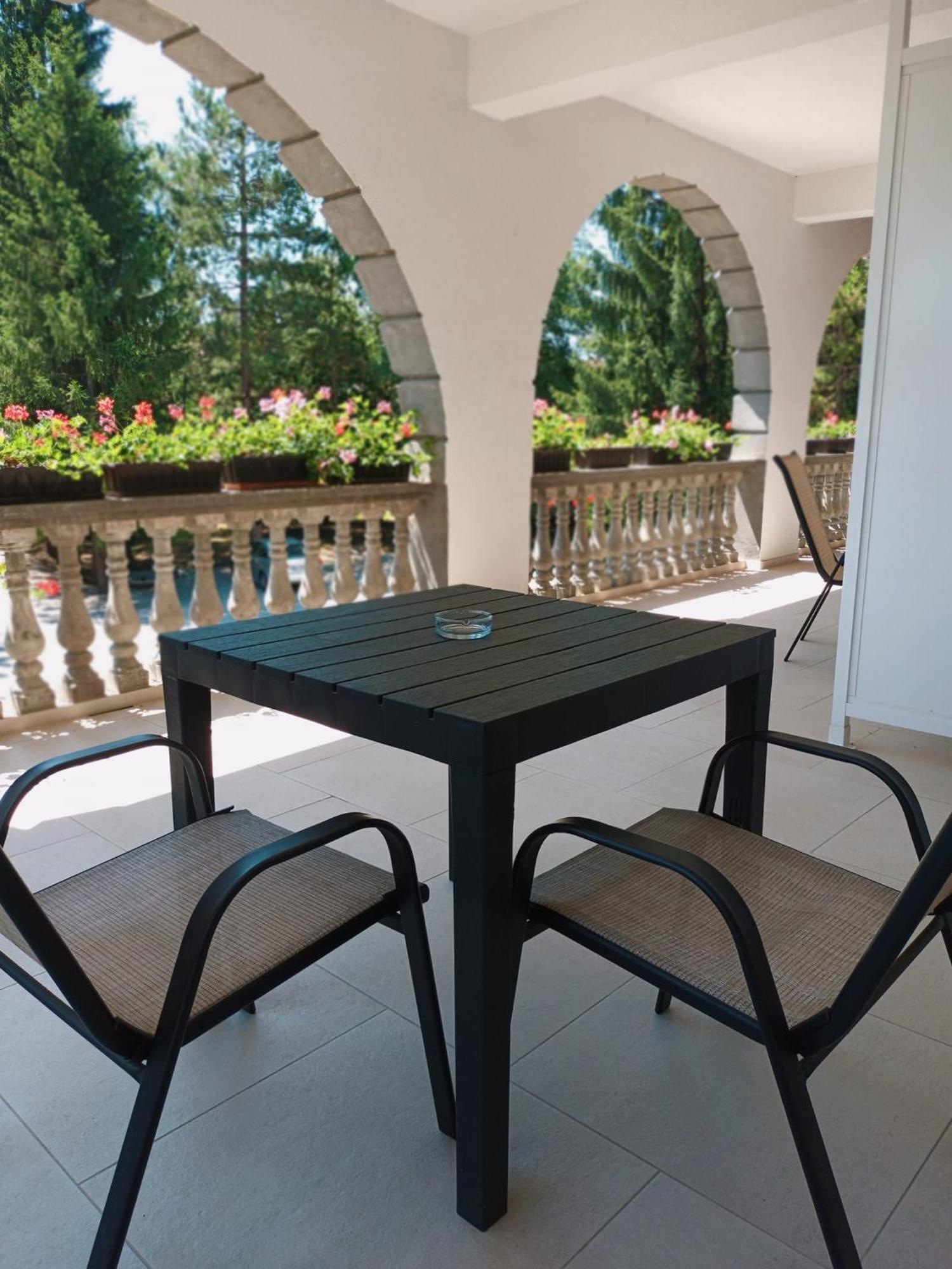 Vacation Home Keskic Velika Gata Εξωτερικό φωτογραφία